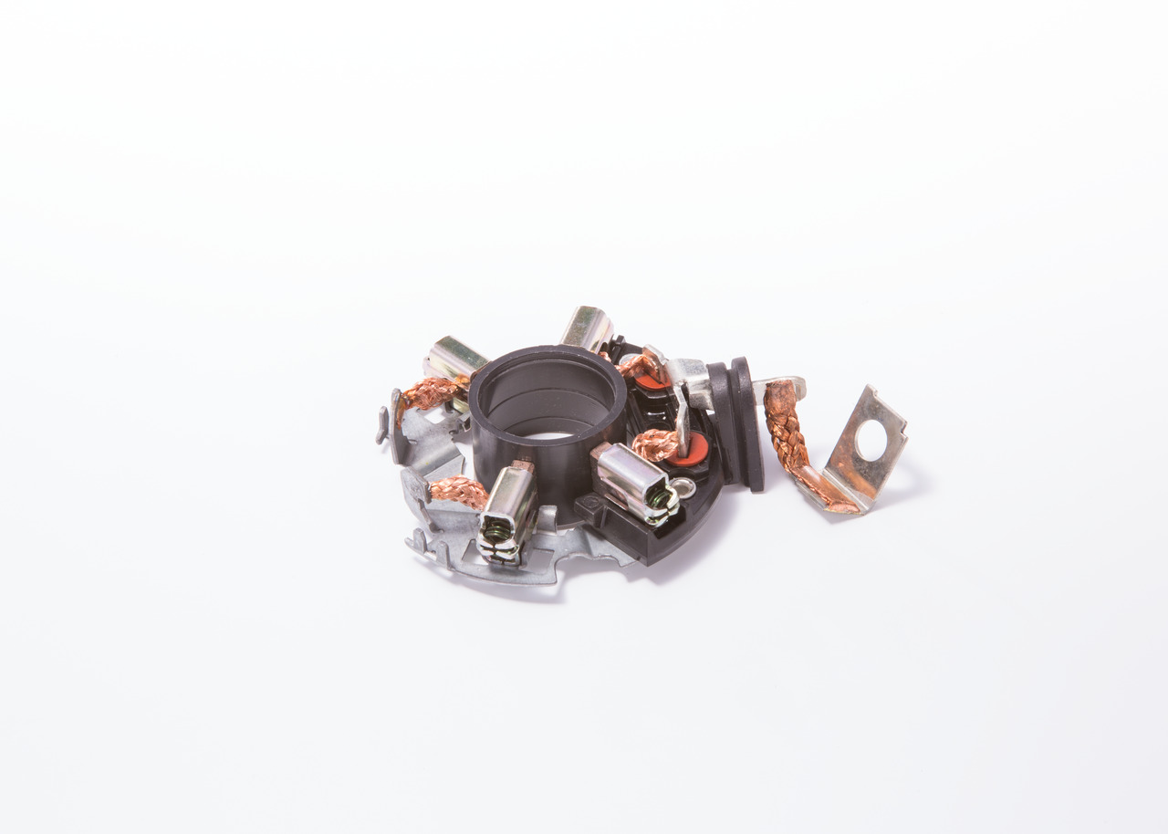 BOSCH F 000 AL1 055: Mocowanie, szczotki węglowe