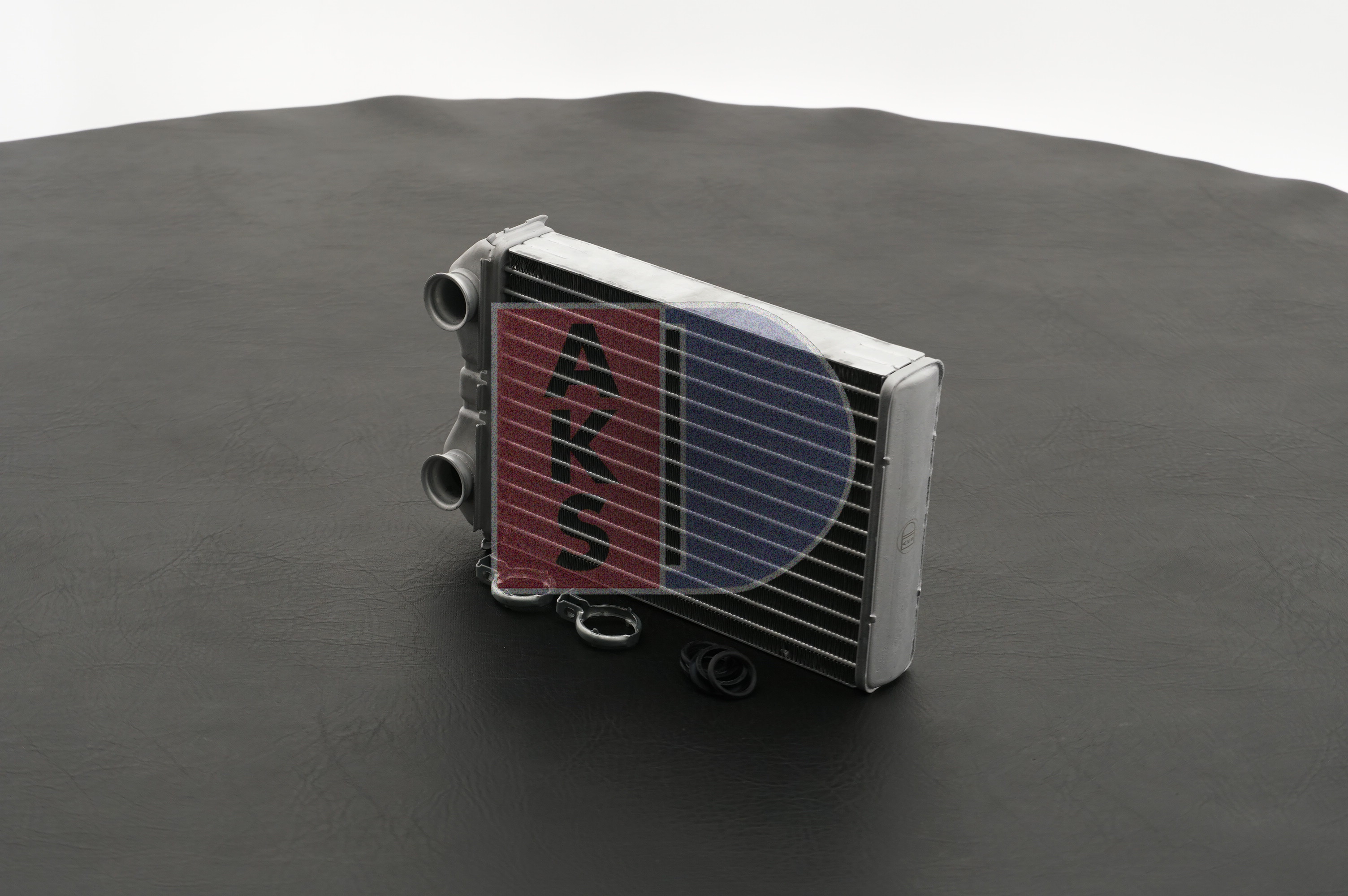 AKS DASIS 059015N Siltummainis, Salona apsilde MINI Hatchback (R50, R53) 88 ZS Dīzelis cena