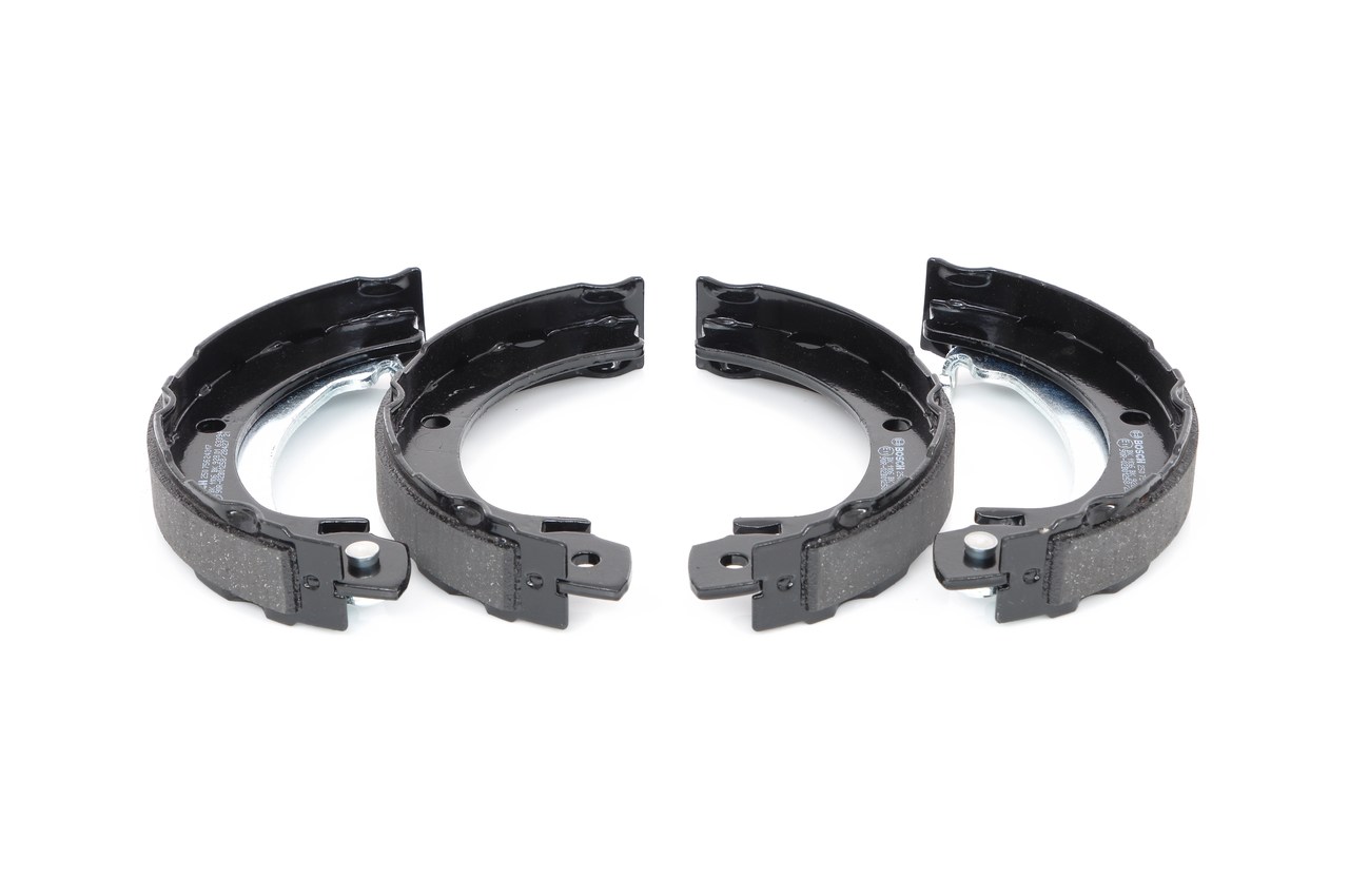 BOSCH 0 986 487 937: Bremsbackensatz, Feststellbremse