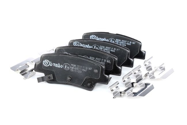 BREMBO P 30 067 Klocki hamulcowe HYUNDAI i30 (GD) 147 KM benzyna koszt
