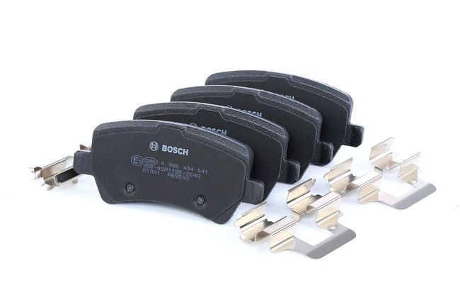 BOSCH 0 986 494 641: Piduriklotsid koos paigaldusjuhisega, koos kokkusurumisvastase plekiga, koos kruvidega