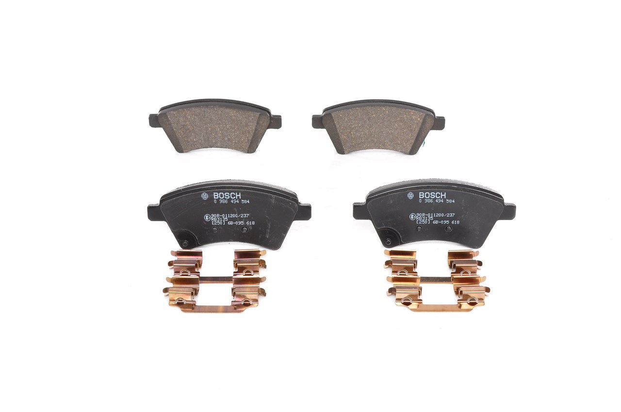 BOSCH 0 986 494 584: Bremsbeläge mit Montageanleitung, mit Anti-Quietsch-Blech, mit Schrauben