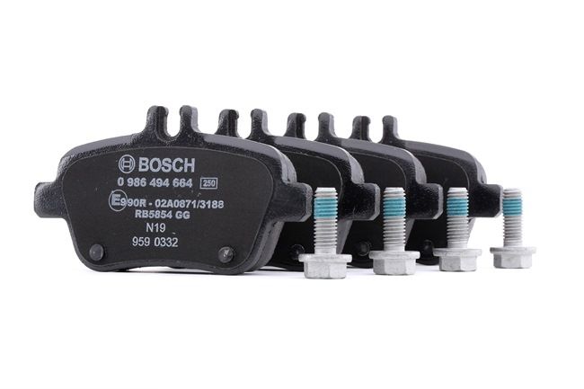 BOSCH 0 986 494 664 Remblokken INFINITI Q30 (H15) 170 Pk Diesel kosten