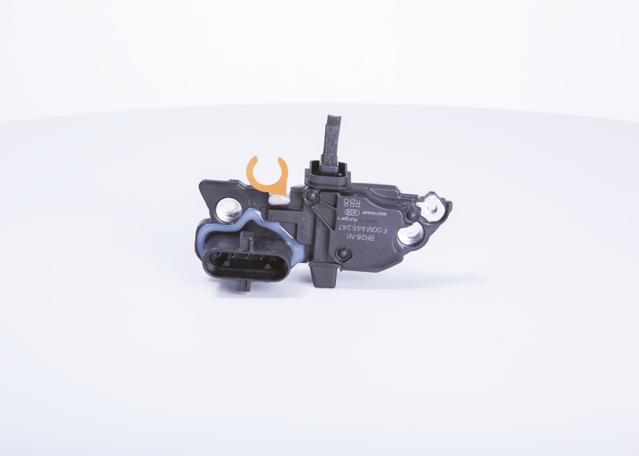 BOSCH F 00M A45 247: Lichtmaschinenregler