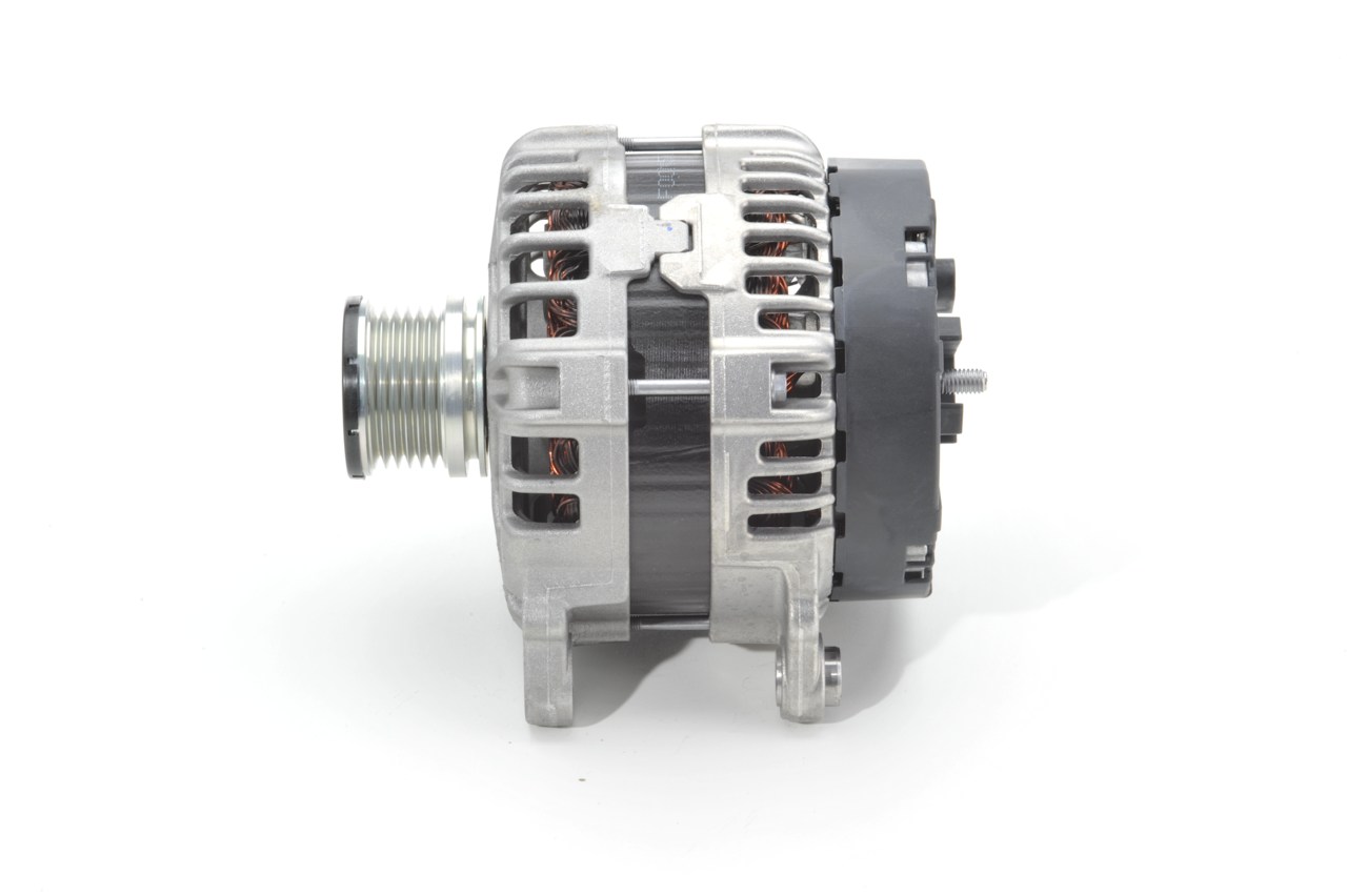BOSCH 0 125 711 081: Alternador 150A