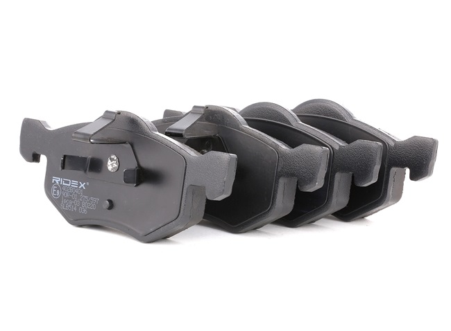 RIDEX 402B0401: Bremsbeläge Vorderachse, mit Kolbenclip