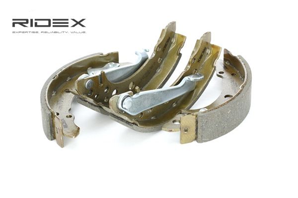 RIDEX 70B0061 Bremsbacken VW PASSAT Stufenheck (32B) 1.6 75 PS Benzin