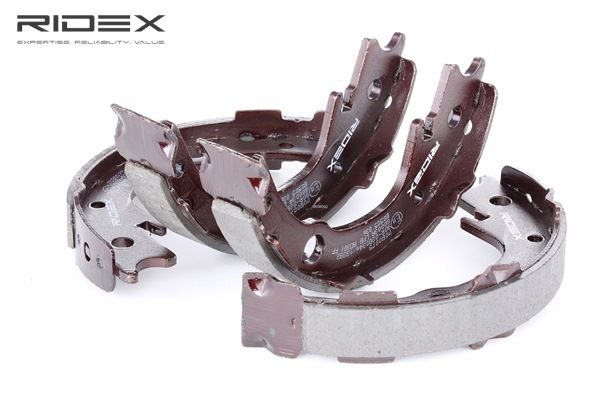 RIDEX 70B0075: Juego de zapatas de frenos Eje trasero, sin palanca freno de mano