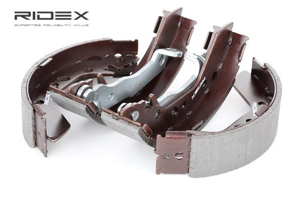 RIDEX 70B0118: Zestaw szczęk hamulcowych Oś tylna, 180[mm], z dźwignią