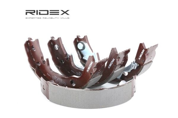 RIDEX 70B0138: Juego de zapatas de frenos Eje trasero, 170,0mm, con palanca