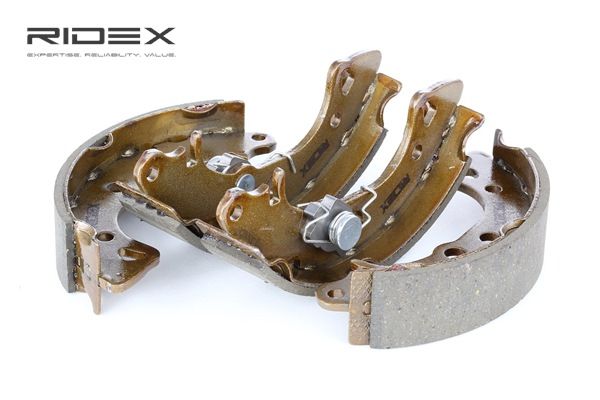 RIDEX 70B0043: Juego de zapatas de frenos Eje trasero, 164mm