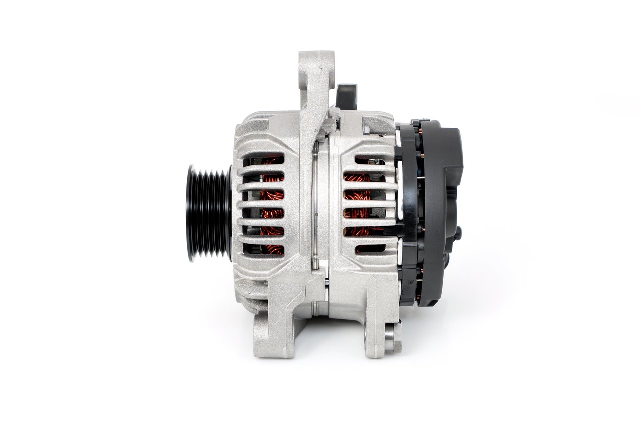 BOSCH 0 124 315 015: Lichtmaschine 80A