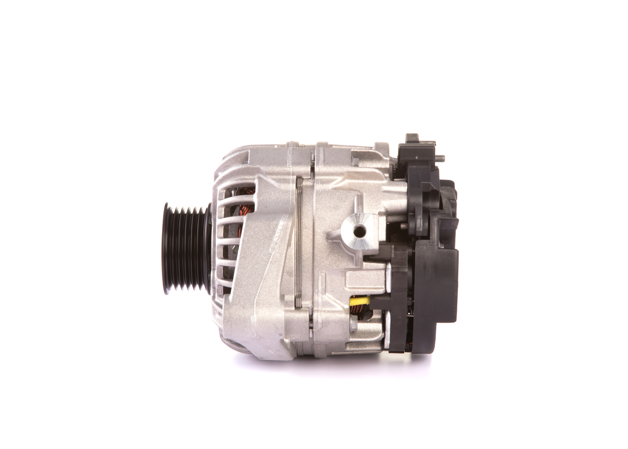 BOSCH 0 124 225 028: Alternátor 70A