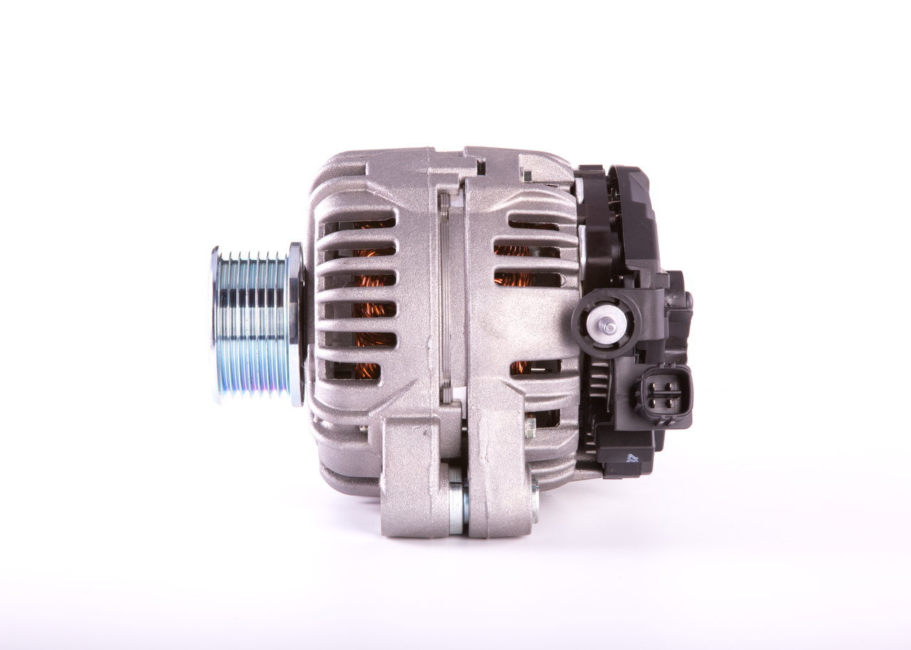 BOSCH 0 124 315 033: Alternador 80A