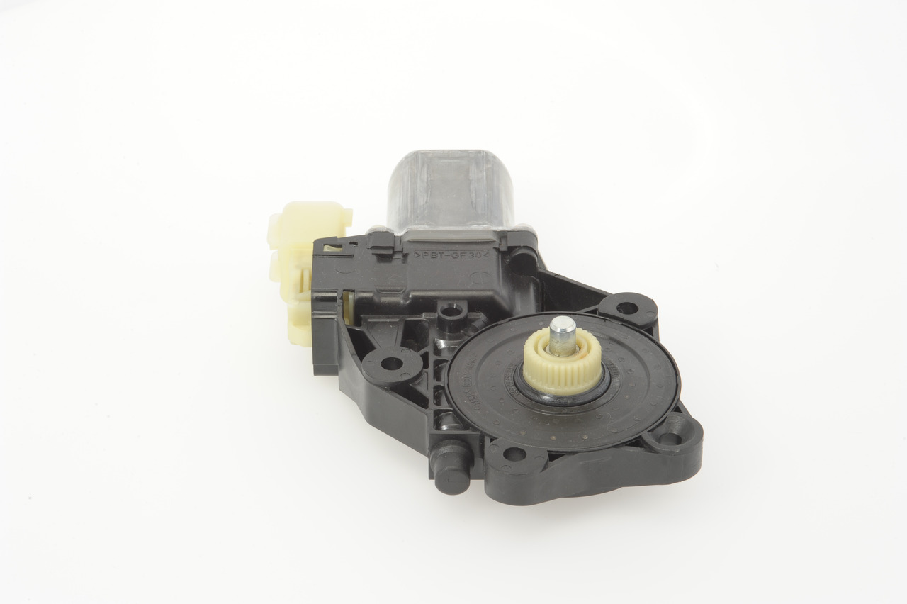 BOSCH 0 130 822 495: Silnik elektryczny, podnośnik szyby