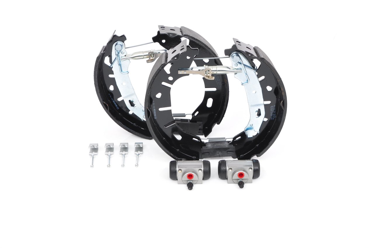 BOSCH 0 204 114 687 Спирачен комплект, барабанни спирачки FIAT DOBLO фургон/комби (263) 100 K.C. дизел цена
