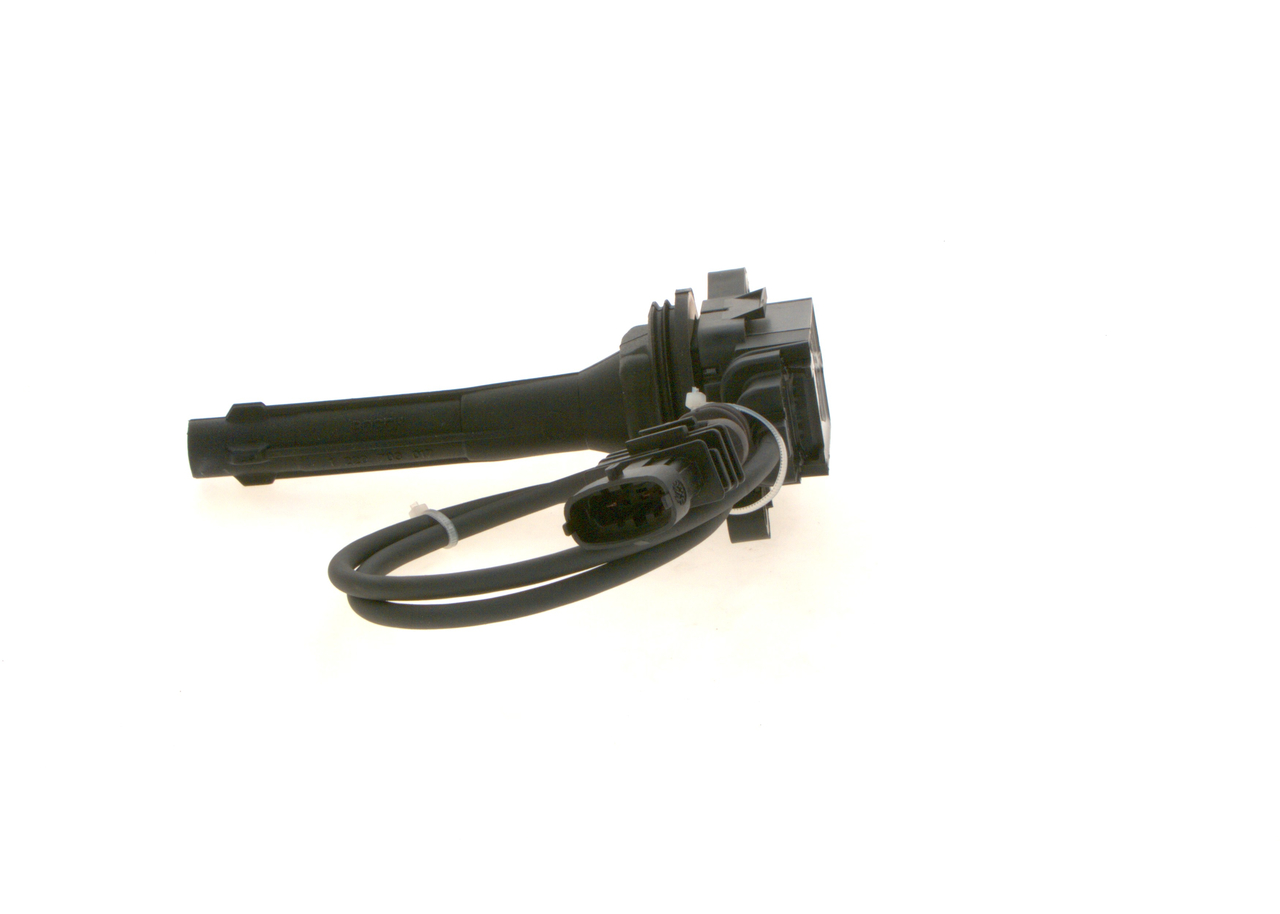 BOSCH 0 221 604 018 Bobine d'allumage MASERATI QUATTROPORTE 5 400 CV Essence coût