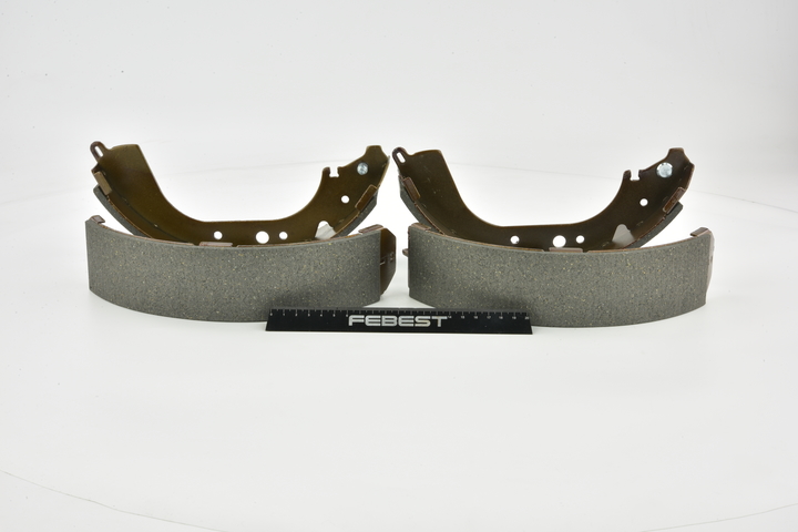 FEBEST 0102-HDJ100R: Set saboti frana puntea spate