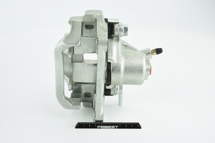 FEBEST 0177-UZJ200RRH Bremsecaliper LEXUS LX (_J2_) 389 hk Bensin hva koster