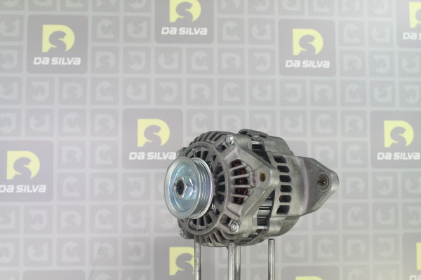 DA SILVA 030142: Alternador 90A, con regulador incorporado