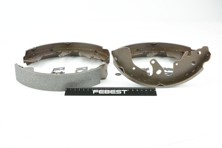 FEBEST 0702-JB627R: Juego de zapatas de frenos Eje trasero